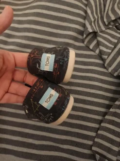 Tomms slipers 42