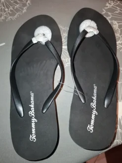 Tommy Bahamas flip flops size 41.5 EU
