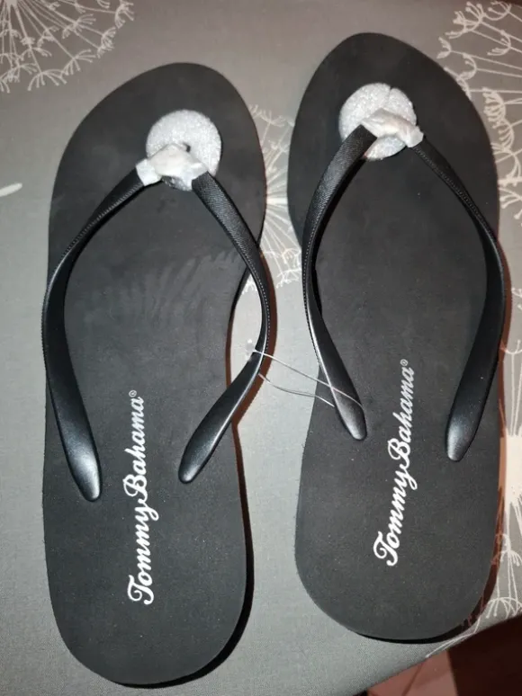 Tommy Bahamas flip flops size 41.5 EU