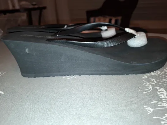Tommy Bahamas flip flops size 41.5 EU
