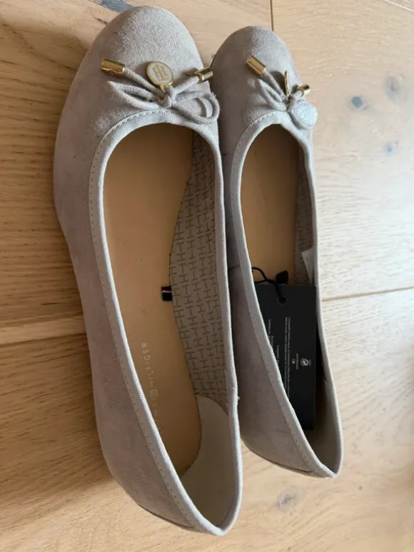 Tommy Hilfiger Ballerina Gr. 38 Neu mit Etikett