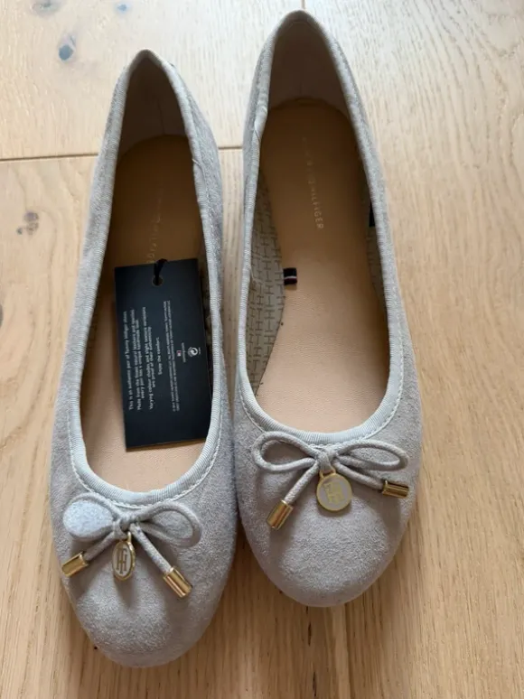 Tommy Hilfiger Ballerina Gr. 38 Neu mit Etikett