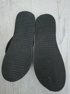 Tommy Hilfiger Beach Sandals Zehentrenner in Schwarz