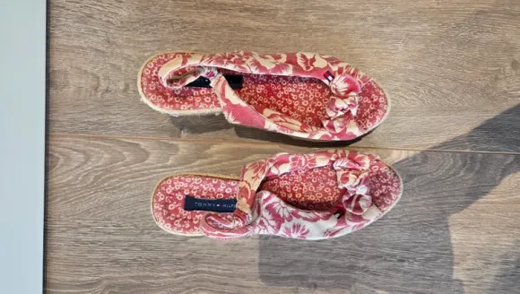 Tommy Hilfiger Boho Vintage Y2K Keilsandaletten 37 Plateau Espadrilles Blumen Pink