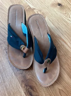 Tommy Hilfiger Sandalen 38