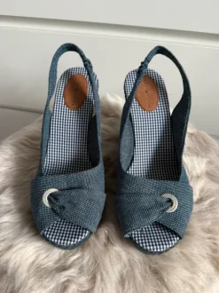 Tommy Hilfiger Sandalen Keilabsatz Gr. 38 neu
