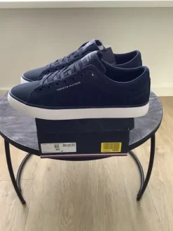 Tommy Hilfiger sneakers maat 44 nieuw in doos!
