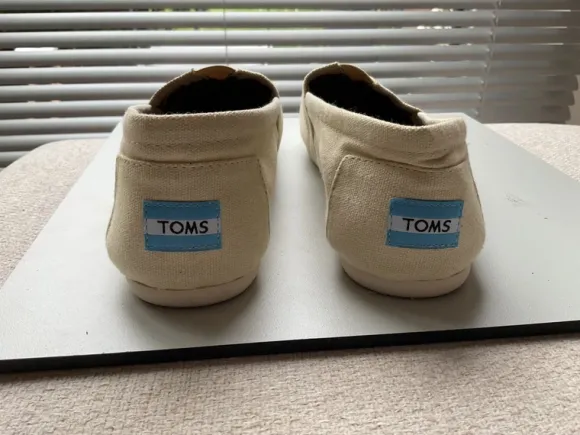 Toms - creme
