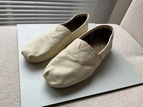 Toms - creme