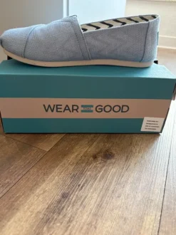 TOMS Espadrilles – hellblau, Gr. 36, fast neu