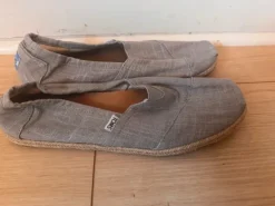 Toms Gr. 43 kaum getragen