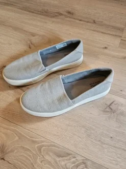 TOMS instappers