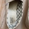 Toms Shoes