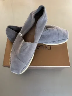 Toms suède espadrille Maat 43,5 Grijs