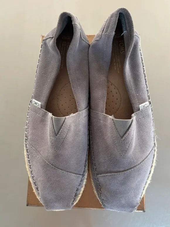 Toms suède espadrille Maat 43,5 Grijs