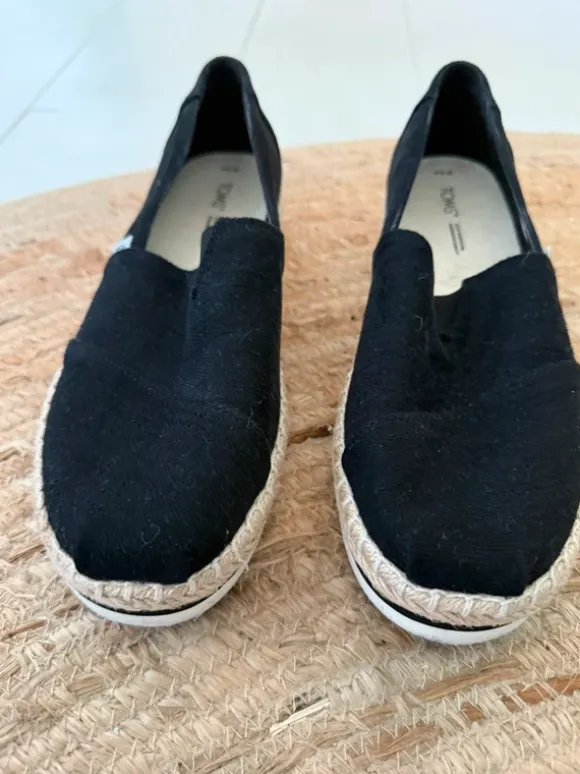 Toms zwarte schoenen maat 9,5