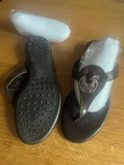 Tongs marrons