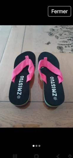 Tongs multicolores