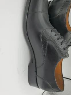 Tout en cuir véritable