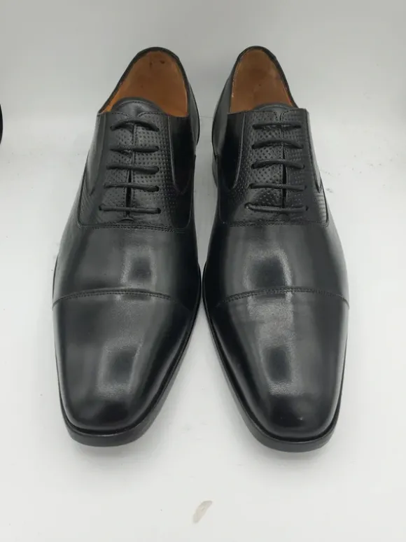 Tout en cuir véritable