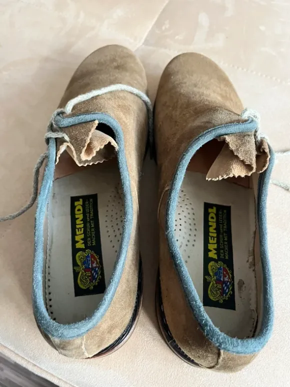 Trachtenschuhe