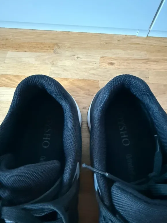 Training Schuhe- Laufschuhe Oysho 37