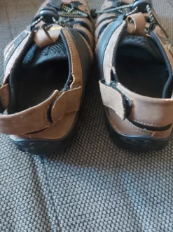 Trekkingsandalen von Avic Adventure