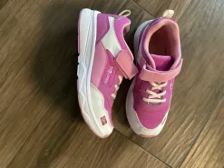 Trollkids Turnschuhe rosa weiß Klettverschluss gr. 37