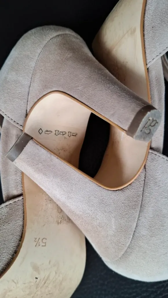 T-Steg-Pumps von Paul Green
