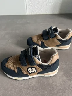 Turnschuhe / sneaker