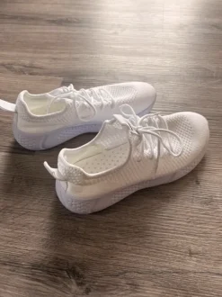 Turnschuhe Größe 39 - nie getragen