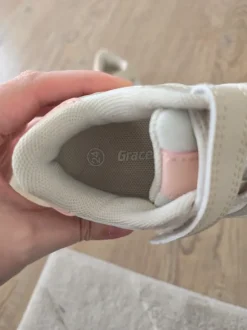 Turnschuhe Mädchen Größe 24