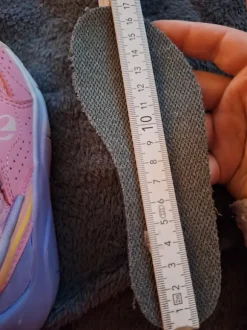 Turnschuhe rosa 27/28