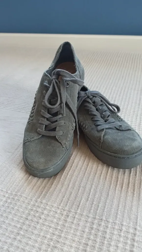 Turnschuhe Toms