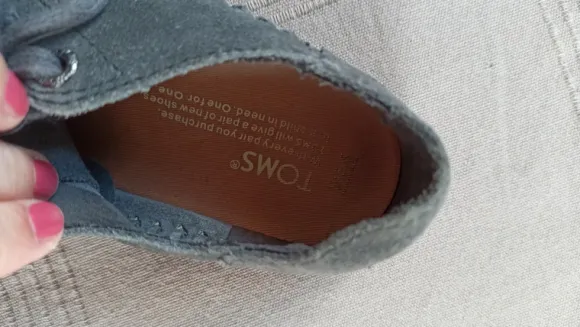 Turnschuhe Toms