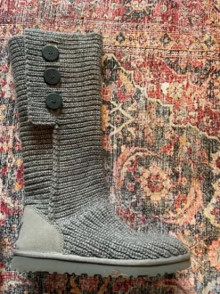 UGG boots hoch gestrickt grau