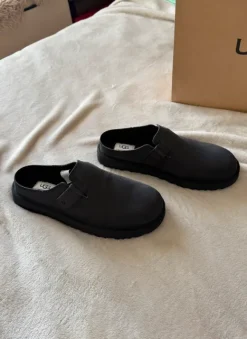 Ugg Kalvin Clogs Black
