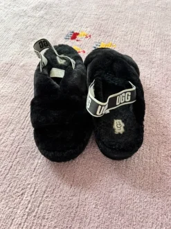 UGG Schlappen 42