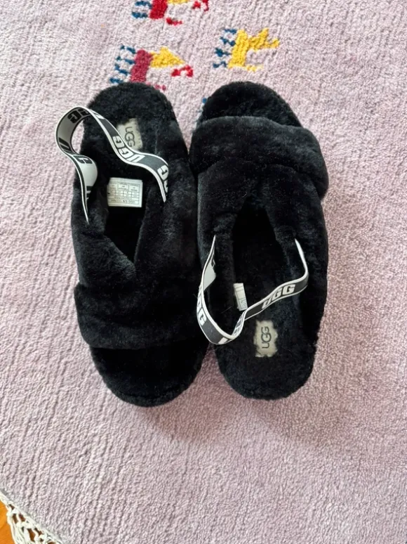 UGG Schlappen 42