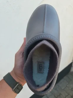 Ugg tasman X