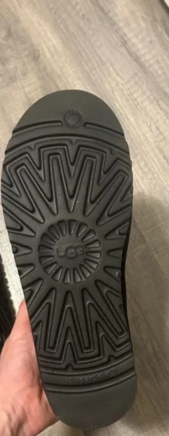 Uggs schwarz