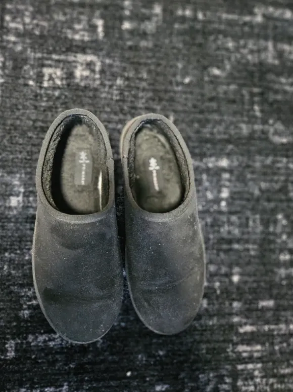 Uggs Tasman style clogs