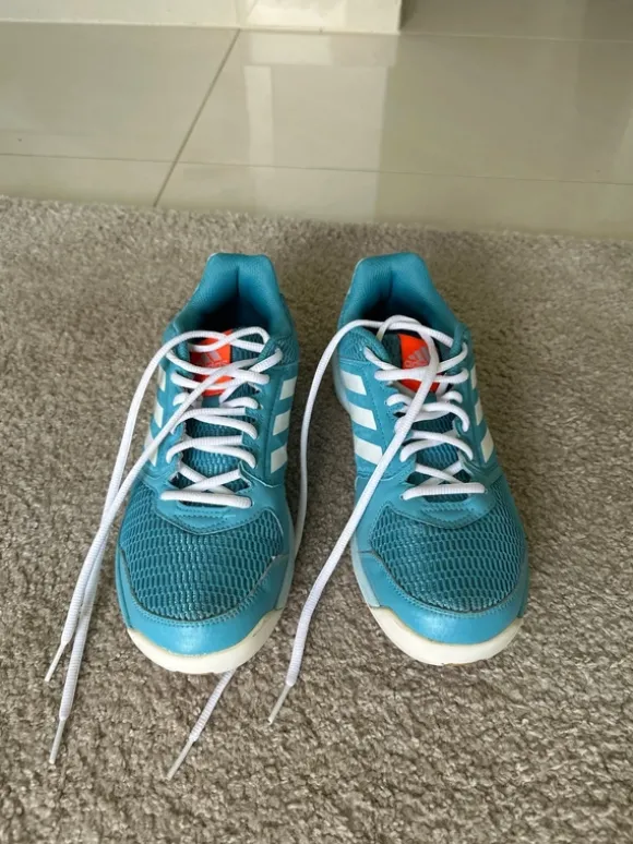 Ul6, 38,5 adidas Damen türkis Turnis zum Sportstart