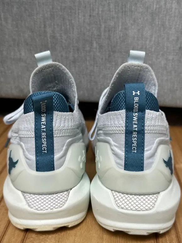 Under Armour Hovr Project Rock (fällt kleiner aus)