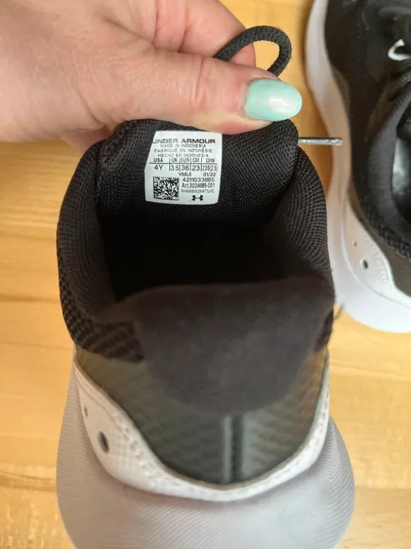 Under Armour Schuhe Gr. 36 sehr gut