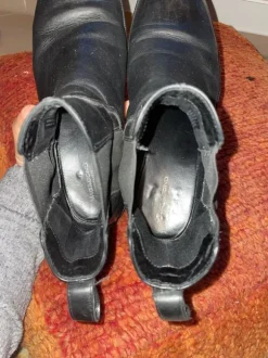 Vagabond Chelsea boots
