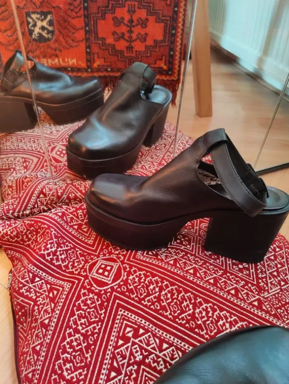 Vagabond muiltjes/clogs met hak