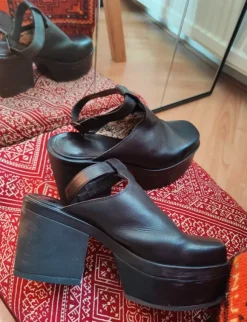 Vagabond muiltjes/clogs met hak