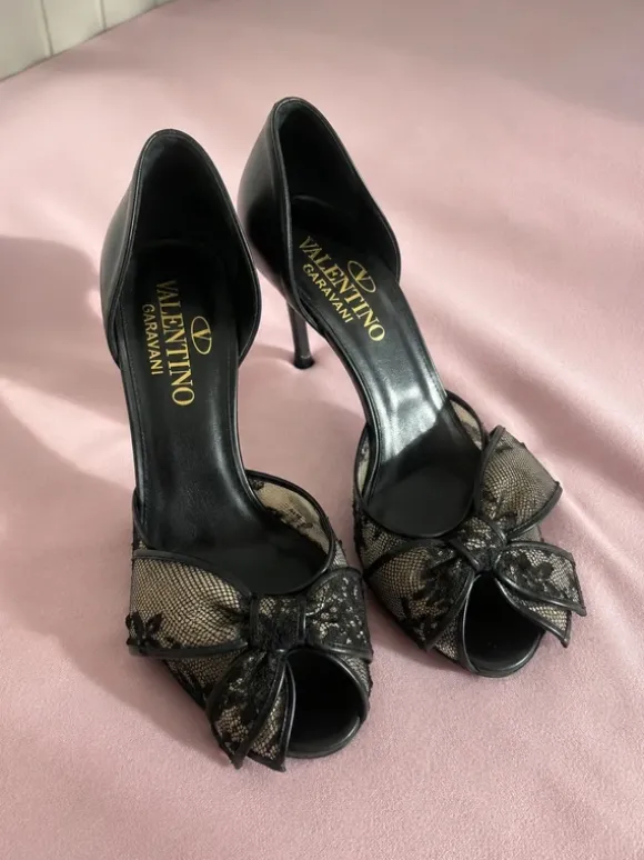 Valentino Garavani Lace Bow Heels Schwarz 39