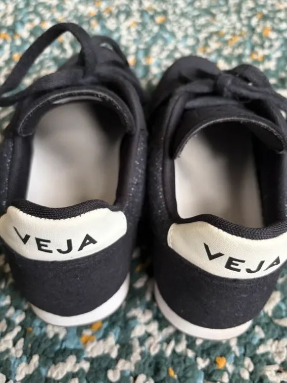 Veja 38 SDU REC flannel dark white